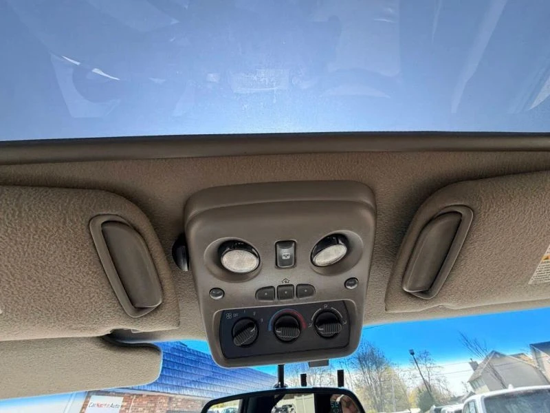 2002 Chevrolet Tahoe 2nd Gen - Image 5 of 12