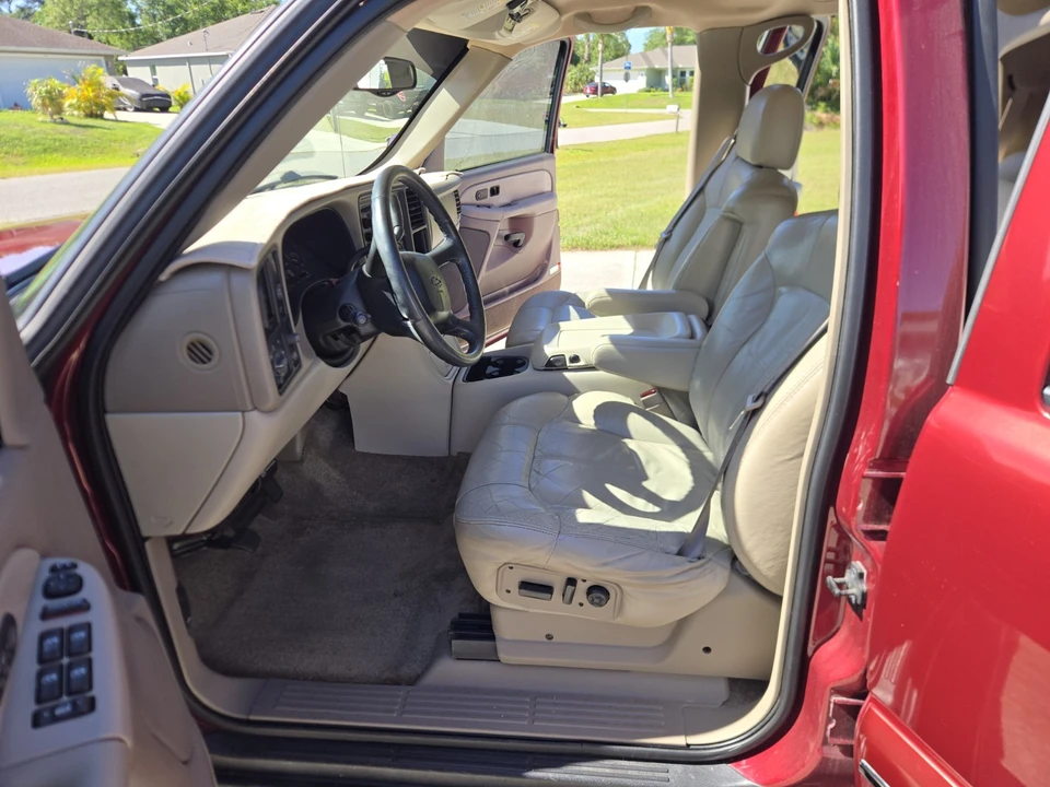 2002 Chevrolet Tahoe 2nd Gen - Image 11 of 21