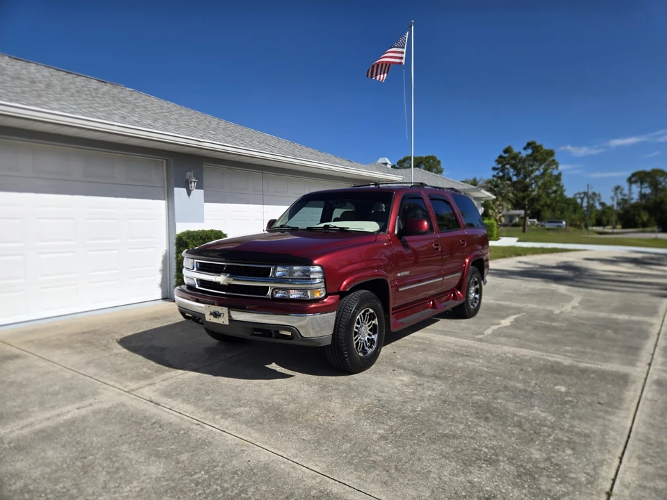 2002 Chevrolet Tahoe 2nd Gen - Image 2 of 21