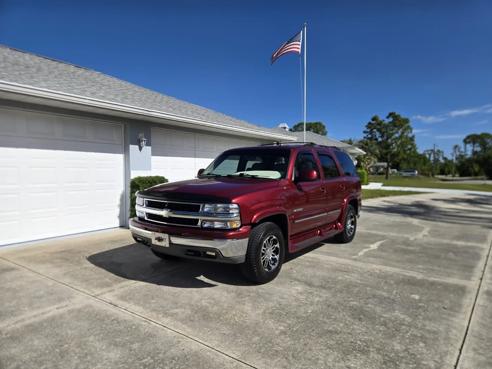 2002 Chevrolet Tahoe 2nd Gen - Image 3 of 21