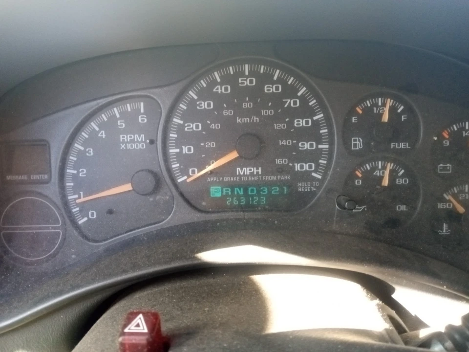 2002 Chevrolet Tahoe 2nd Gen - Image 4 of 15