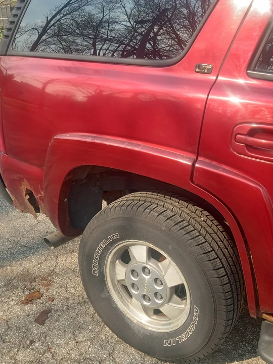 2002 Chevrolet Tahoe 2nd Gen - Image 10 of 15