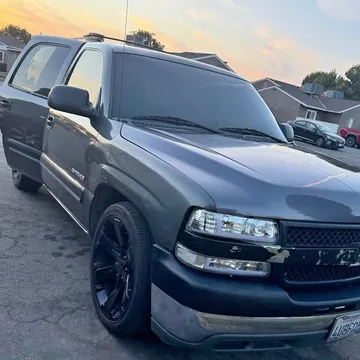 2002 Chevrolet Tahoe LS