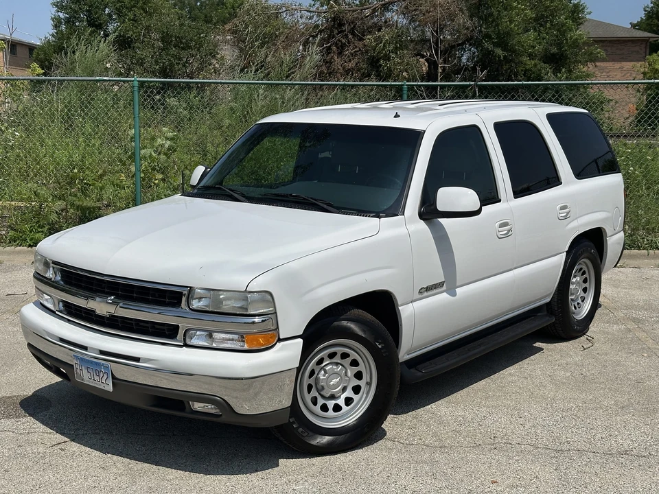2002 Chevrolet Tahoe 2nd Gen - Image 10 of 31