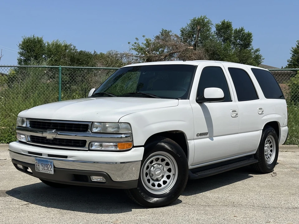 2002 Chevrolet Tahoe 2nd Gen - Image 14 of 31