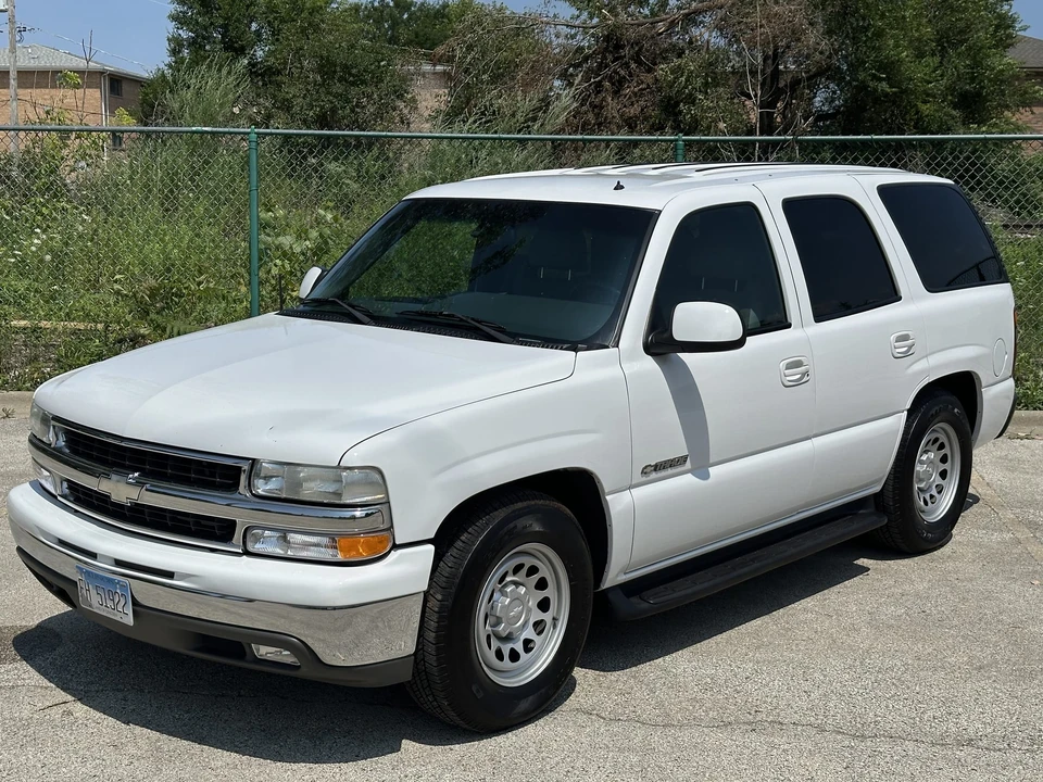 2002 Chevrolet Tahoe 2nd Gen - Image 7 of 31
