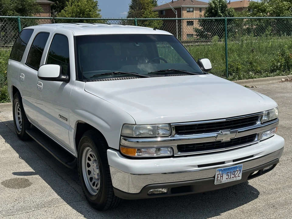 2002 Chevrolet Tahoe 2nd Gen - Image 26 of 31