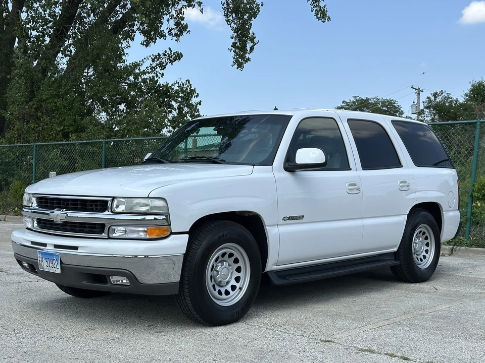 2002 Chevrolet Tahoe 2nd Gen - Image 9 of 31