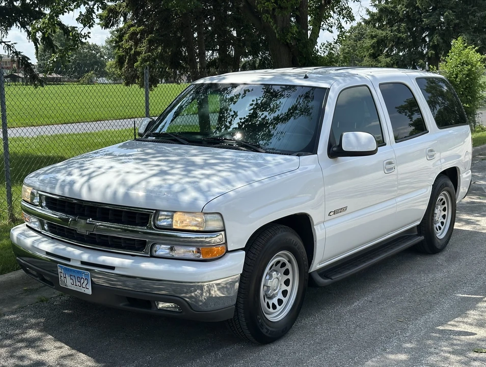 2002 Chevrolet Tahoe 2nd Gen - Image 11 of 31