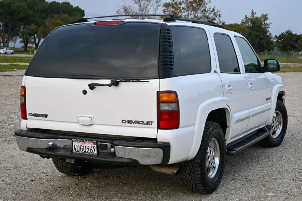 2002 Chevrolet Tahoe 2nd Gen - Image 2 of 7