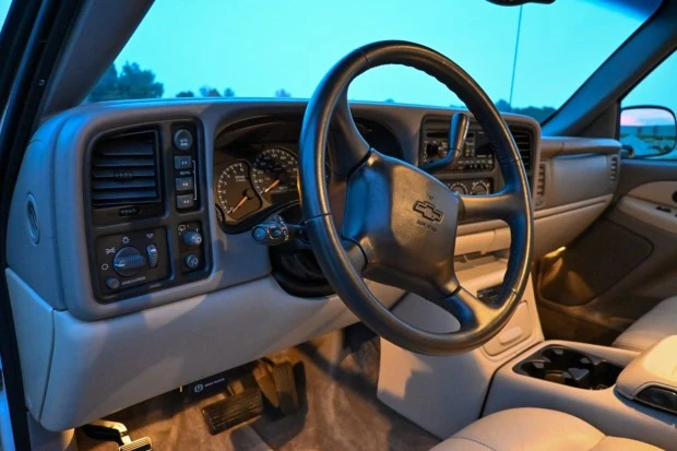 2002 Chevrolet Tahoe 2nd Gen - Image 5 of 7