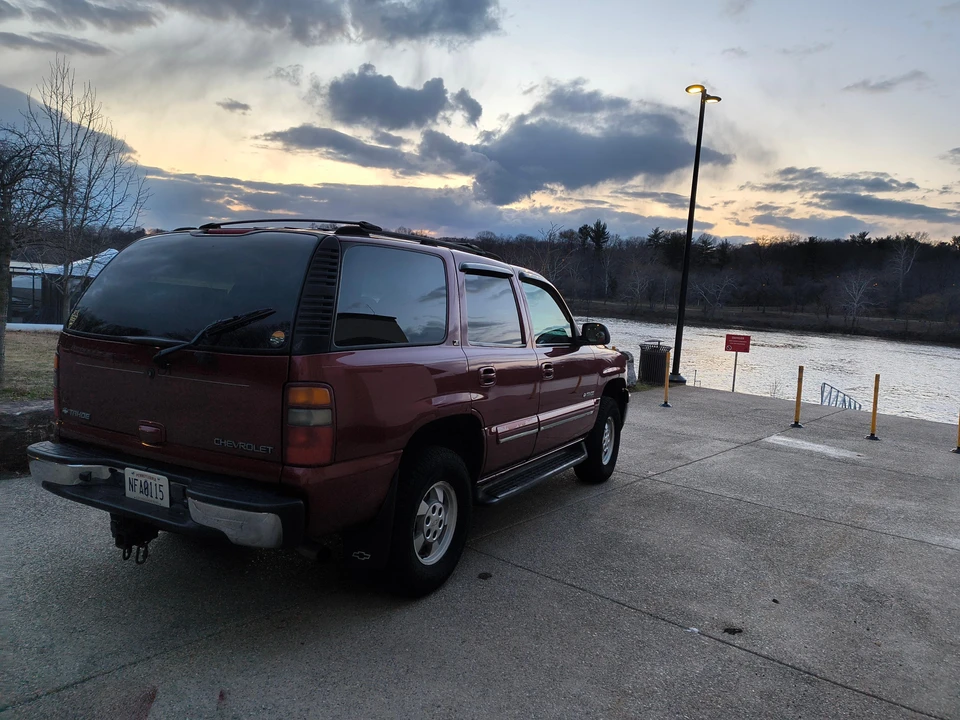 2002 Chevrolet Tahoe 2nd Gen - Image 11 of 31