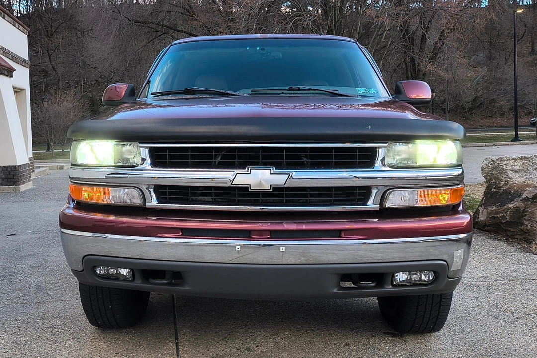 2002 Chevrolet Tahoe 2nd Gen - Image 2 of 31