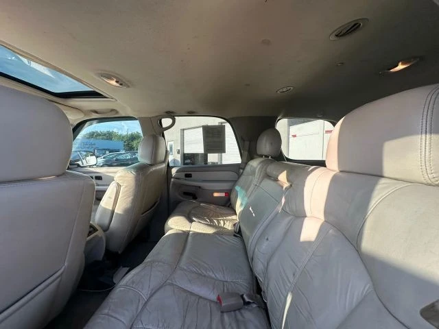 2002 Chevrolet Tahoe 2nd Gen - Image 9 of 12