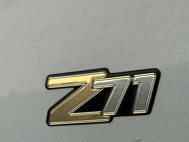 2002 Chevrolet Tahoe 2nd Gen - Image 10 of 12