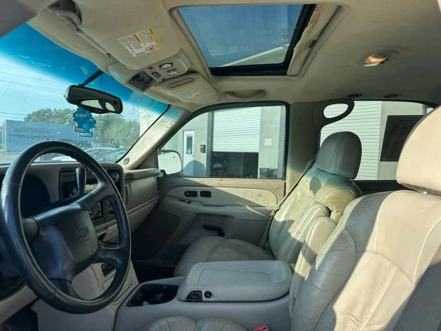 2002 Chevrolet Tahoe 2nd Gen - Image 7 of 12