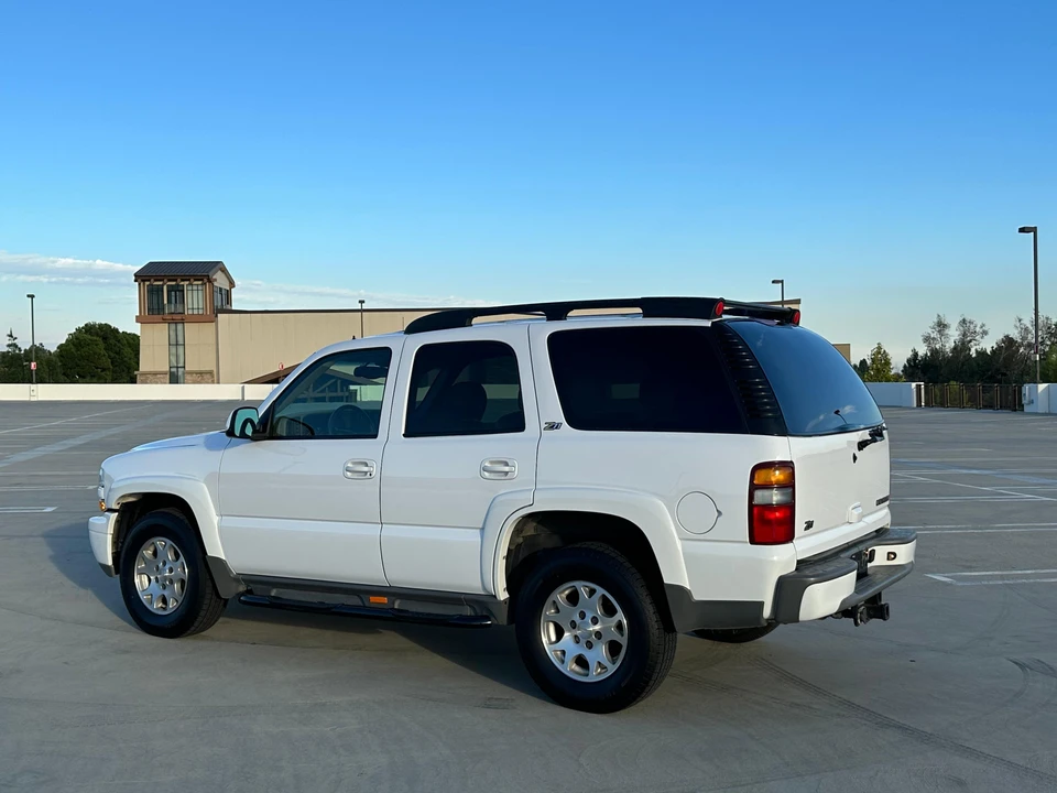 2002 Chevrolet Tahoe 2nd Gen - Image 18 of 31