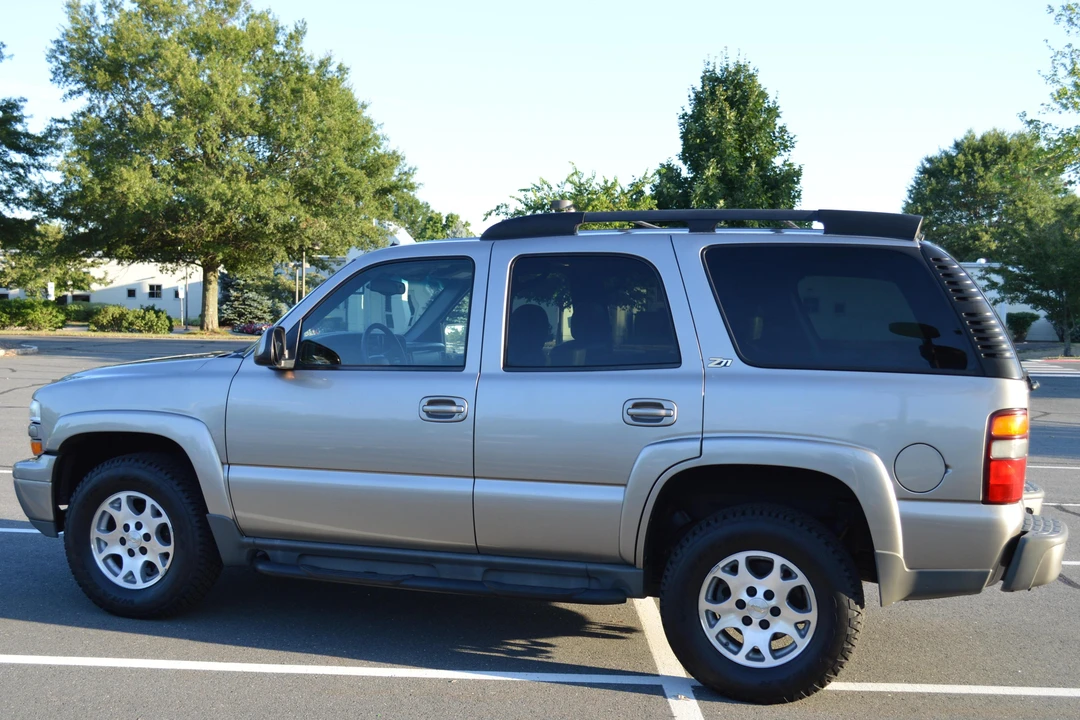 2002 Chevrolet Tahoe 2nd Gen - Image 3 of 8