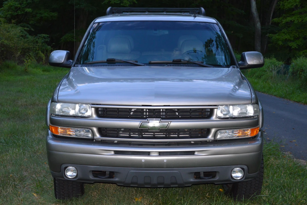 2002 Chevrolet Tahoe 2nd Gen - Image 2 of 8