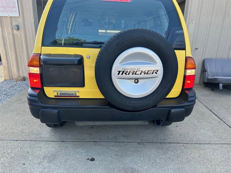 2002 Chevrolet Tracker - Image 12 of 31