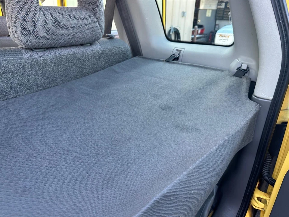 2002 Chevrolet Tracker - Image 14 of 31