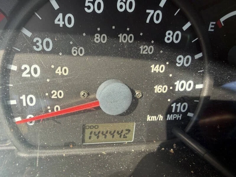 2002 Chevrolet Tracker - Image 2 of 21