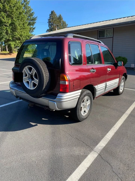 2002 Chevrolet Tracker - Image 5 of 19