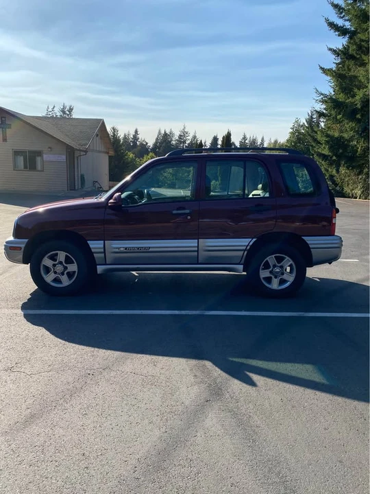 2002 Chevrolet Tracker - Image 2 of 19
