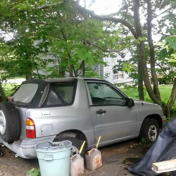 2002 Chevrolet Tracker