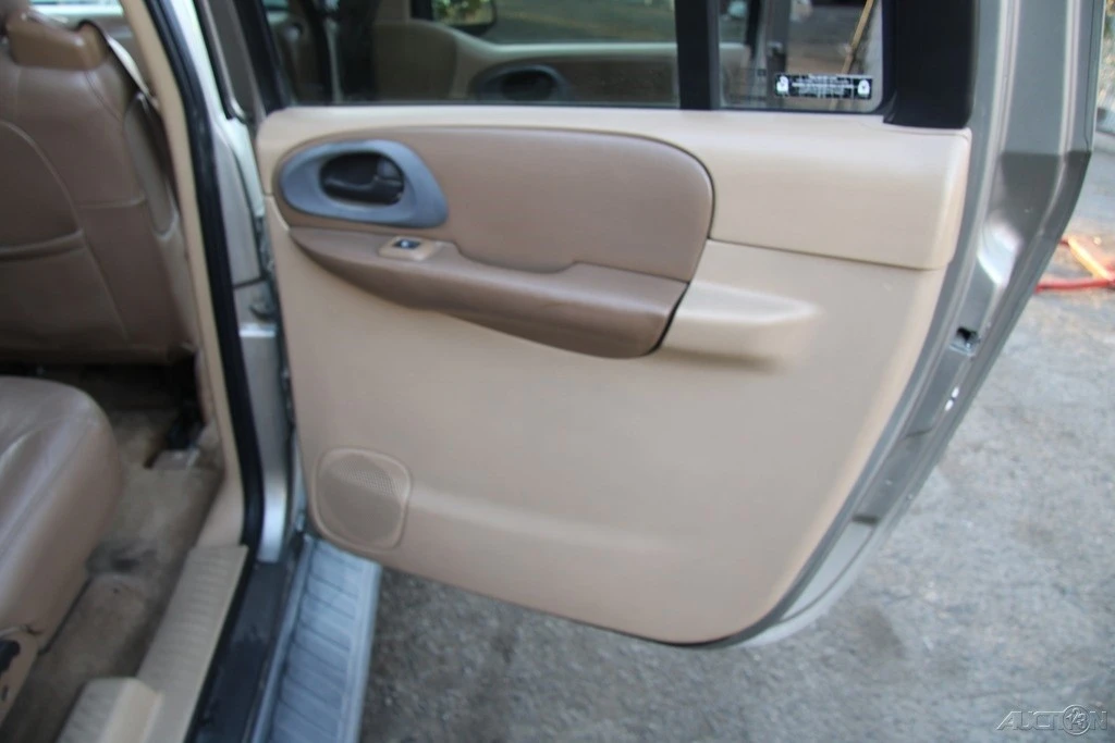 2002 Chevrolet Trailblazer - Image 21 of 21