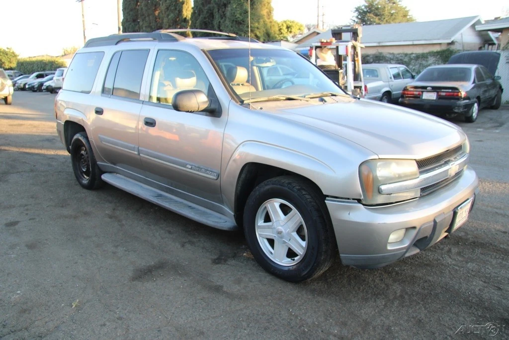 2002 Chevrolet Trailblazer - Image 2 of 21