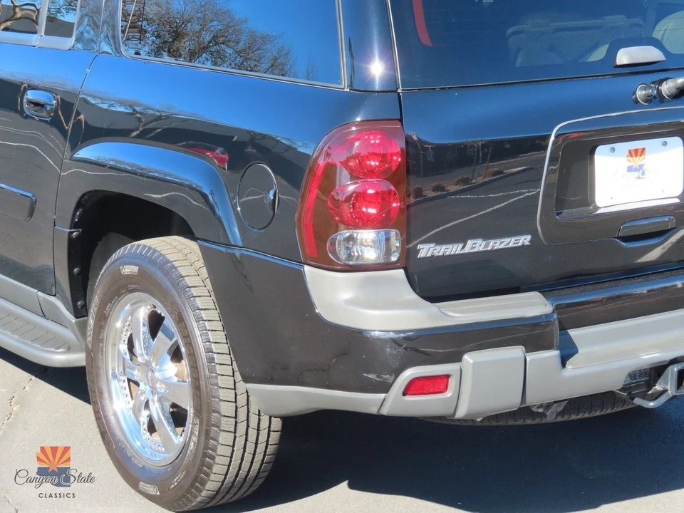 2002 Chevrolet Trailblazer - Image 15 of 21
