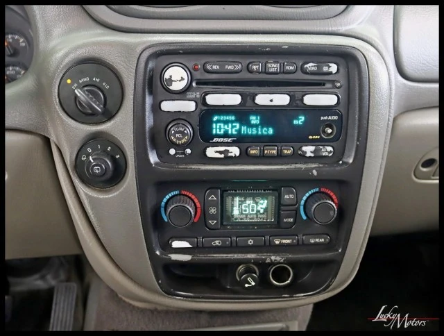 2002 Chevrolet Trailblazer - Image 15 of 21