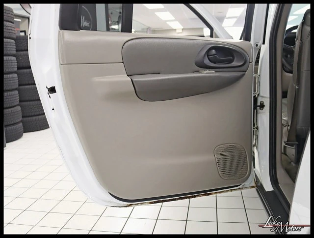 2002 Chevrolet Trailblazer - Image 25 of 30