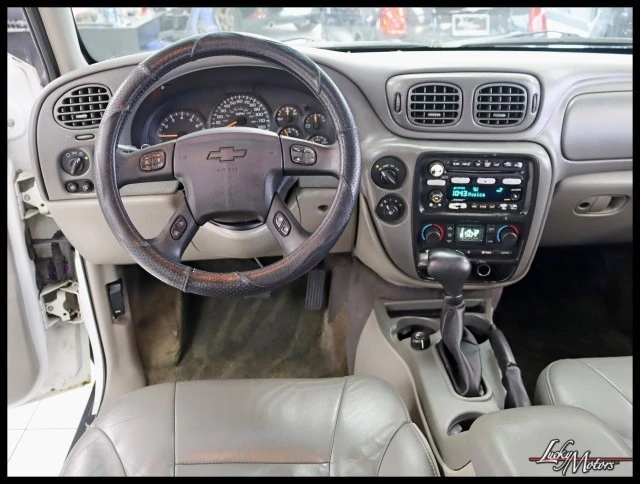 2002 Chevrolet Trailblazer - Image 12 of 30