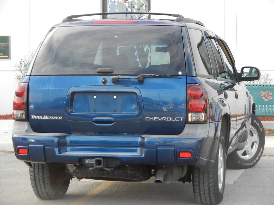 2002 Chevrolet Trailblazer - Image 11 of 21