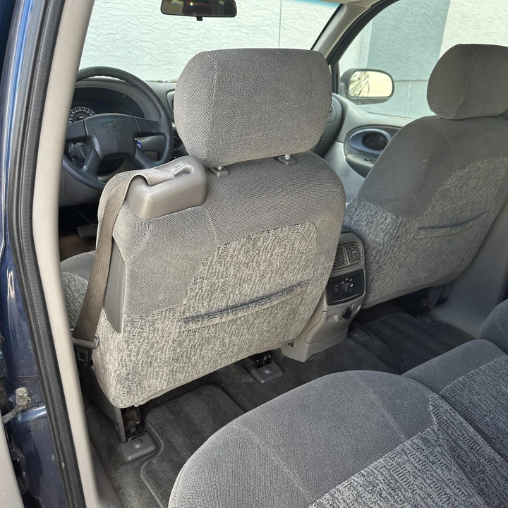 2002 Chevrolet Trailblazer - Image 20 of 21