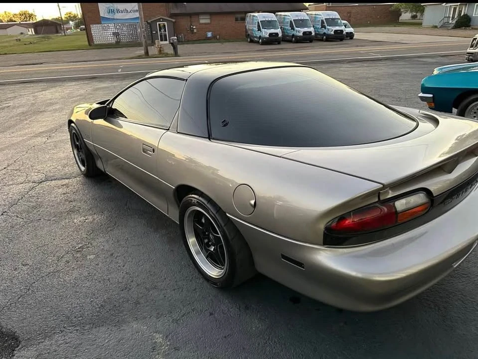 2002 Chevrolet Camaro 4th Gen - Image 2 of 8