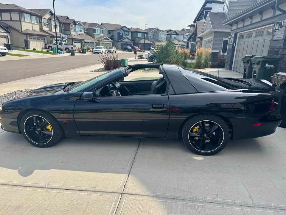 2002 Chevrolet Camaro 4th Gen - Image 2 of 9