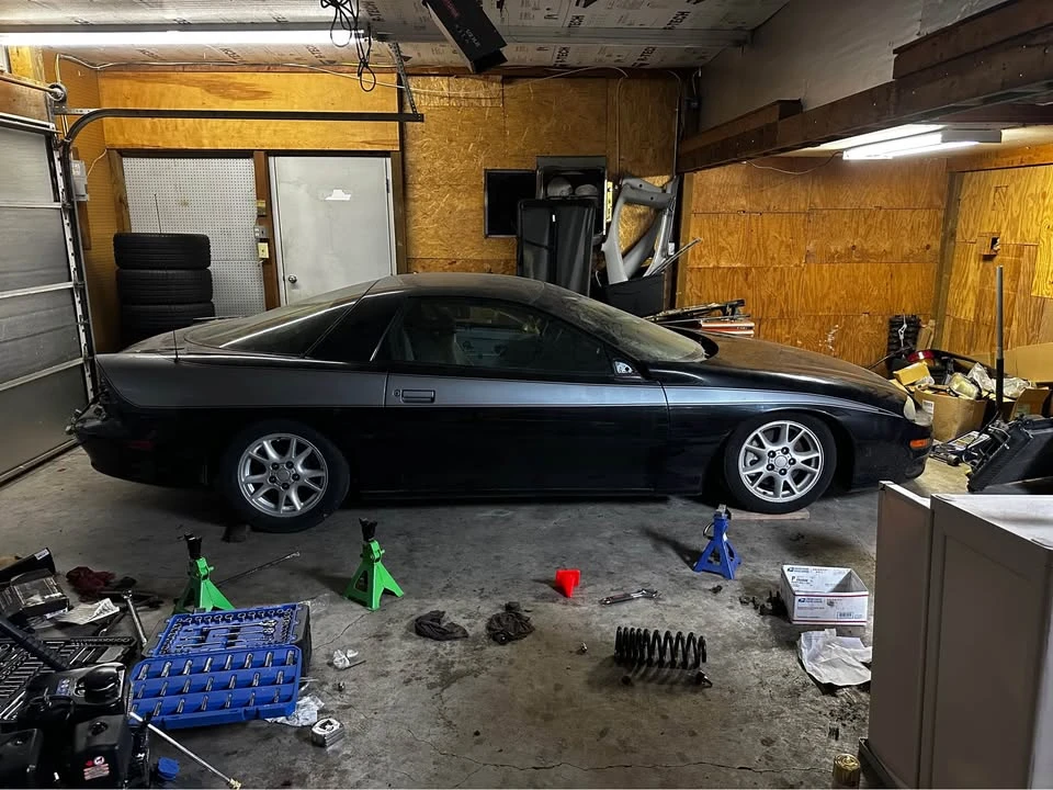 2002 Chevrolet Camaro 4th Gen - Image 2 of 2
