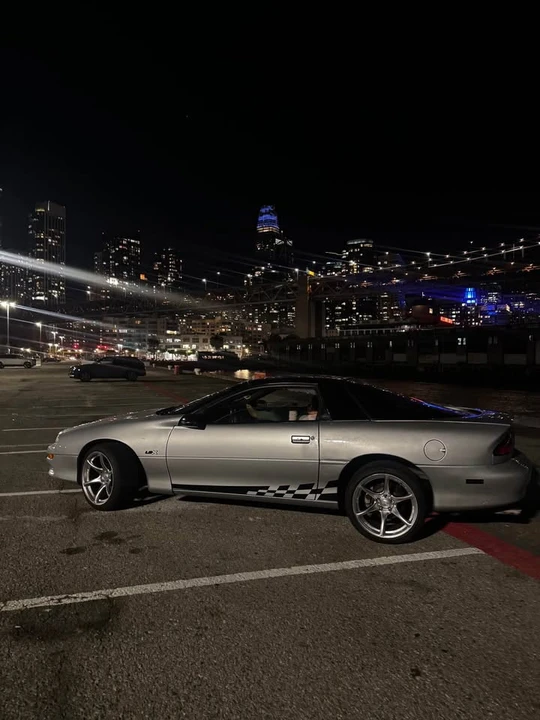2002 Chevrolet Camaro 4th Gen - Image 2 of 2