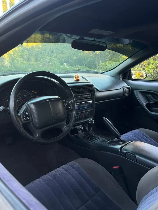 2002 Chevrolet Camaro 4th Gen - Image 10 of 16