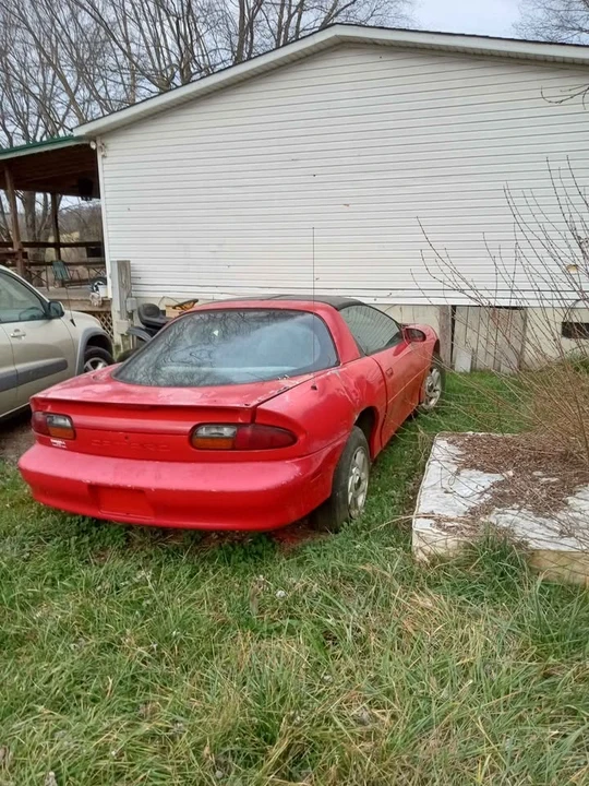 2002 Chevrolet Camaro 4th Gen - Image 2 of 2