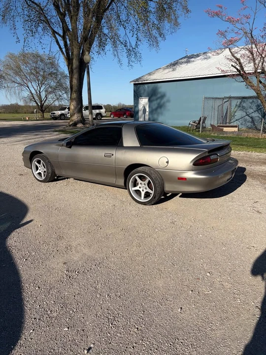 2002 Chevrolet Camaro 4th Gen - Image 2 of 10