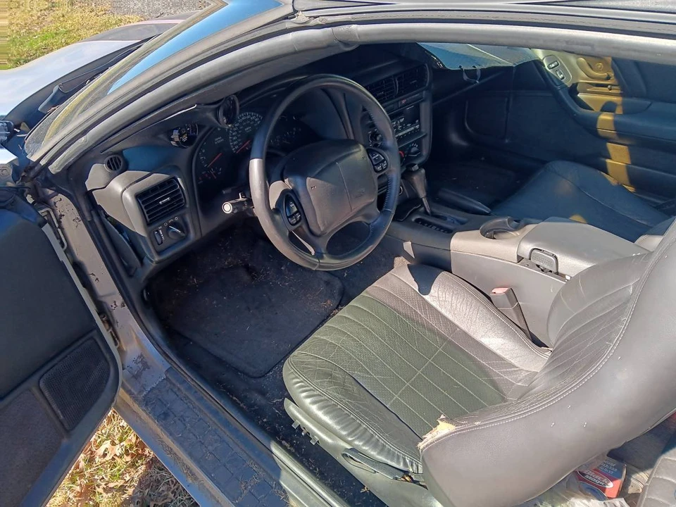 2002 Chevrolet Camaro 4th Gen - Image 3 of 4