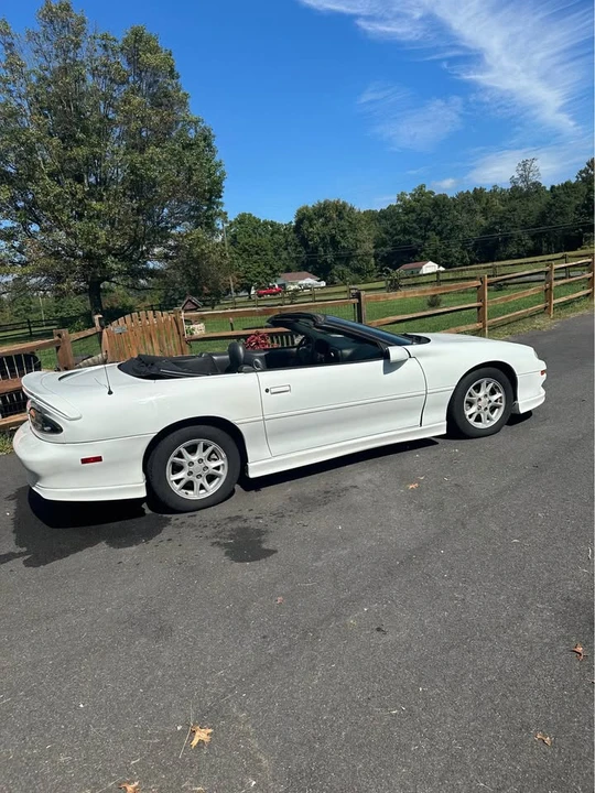 2002 Chevrolet Camaro 4th Gen - Image 8 of 9