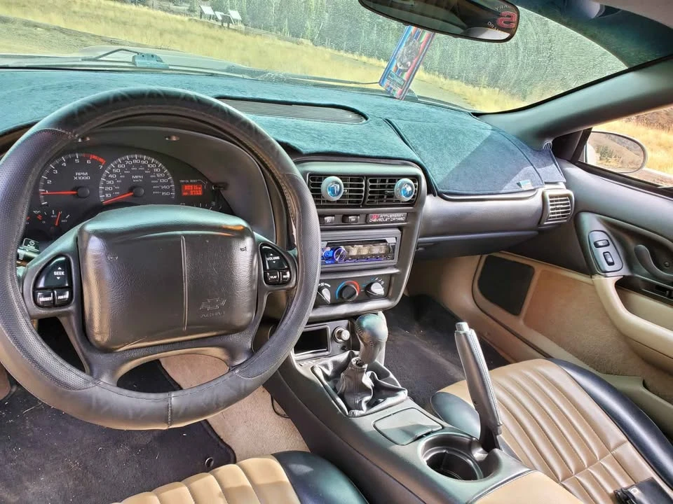 2002 Chevrolet Camaro SS 4th Gen - Image 5 of 10