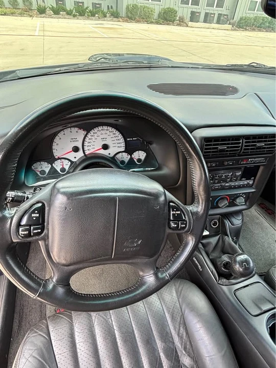 2002 Chevrolet Camaro SS 4th Gen - Image 10 of 15