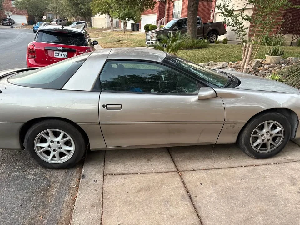 2002 Chevrolet Camaro 4th Gen - Image 3 of 8