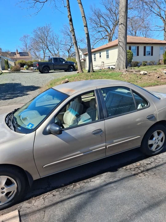 2002 Chevrolet Cavalier - Image 3 of 6